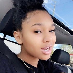 Meet your Posher, Pretty